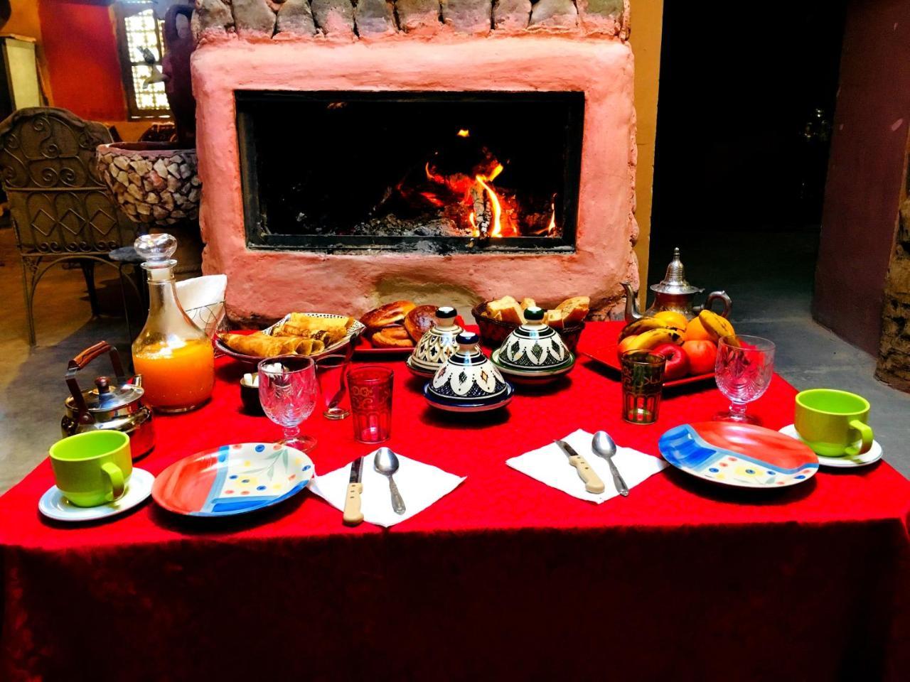 Auberge Kasbah Tiriguioute Skoura Bagian luar foto